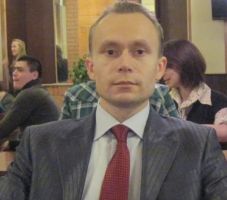 Декан педиатрического факультета - кандидат медицинских наук, доцент кафедры хирургических болезней детского возраста  Шкляев Павел Олегович